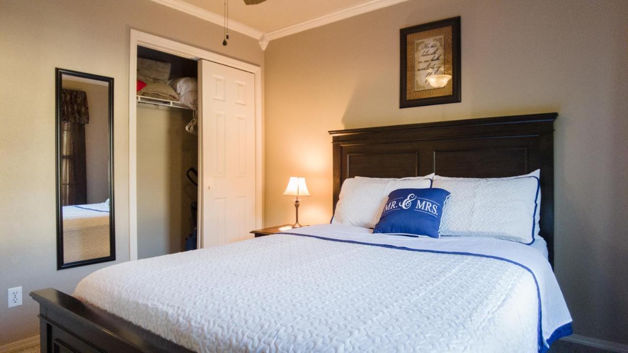 2Br Walk-In - Central Location - Free Tickets Included - Fc41-17 Branson Extérieur photo