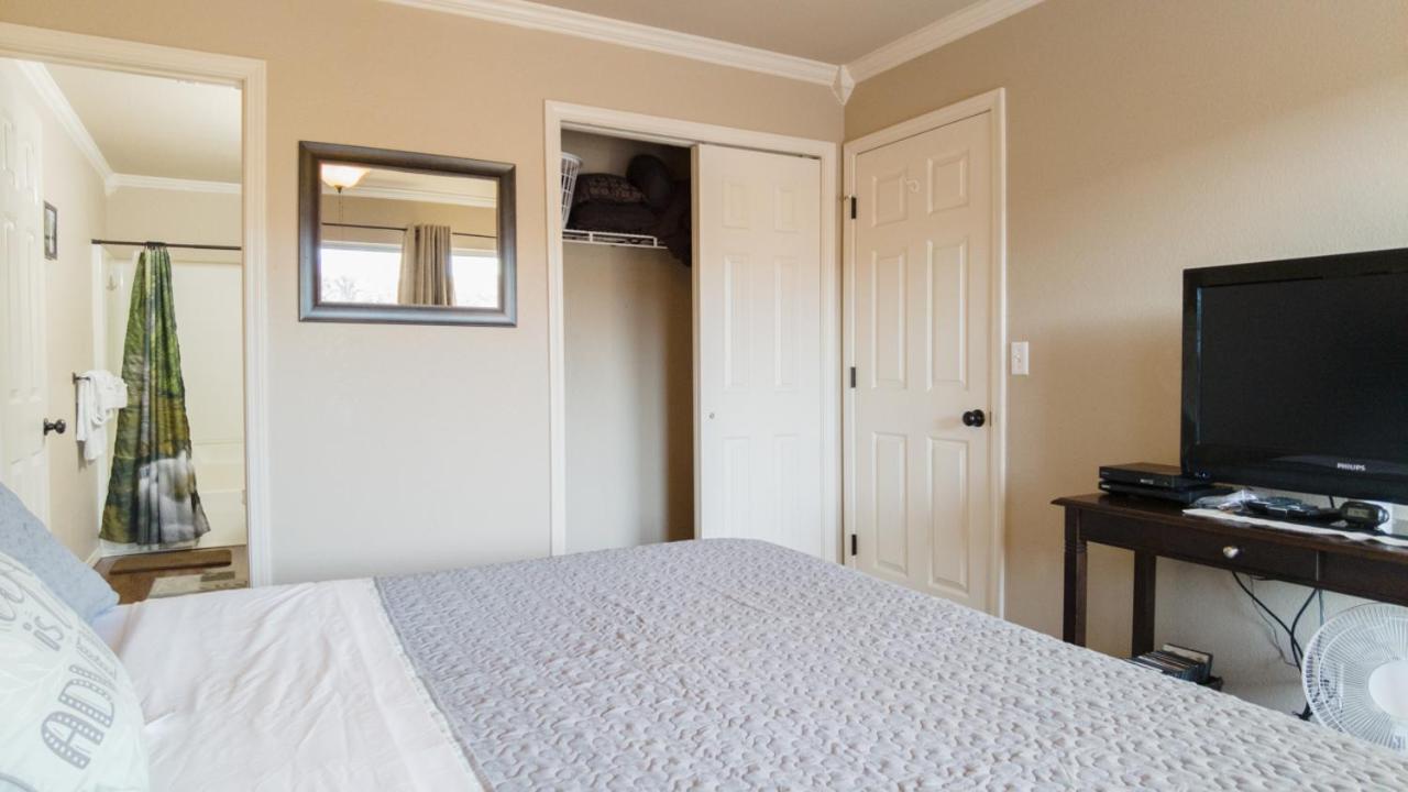 2Br Walk-In - Central Location - Free Tickets Included - Fc41-17 Branson Extérieur photo
